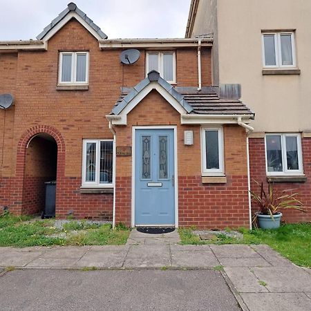 Relaxing 2-Bed Coastal Escape In Port Talbot Exterior foto
