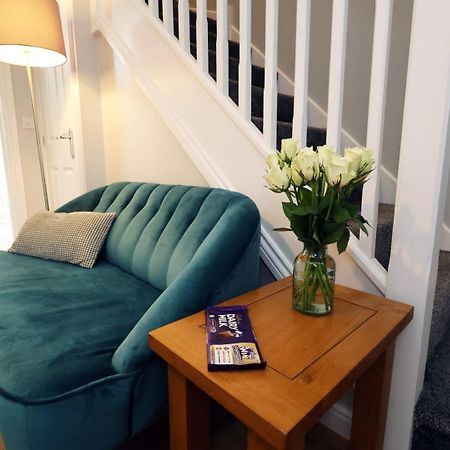 Relaxing 2-Bed Coastal Escape In Port Talbot Exterior foto