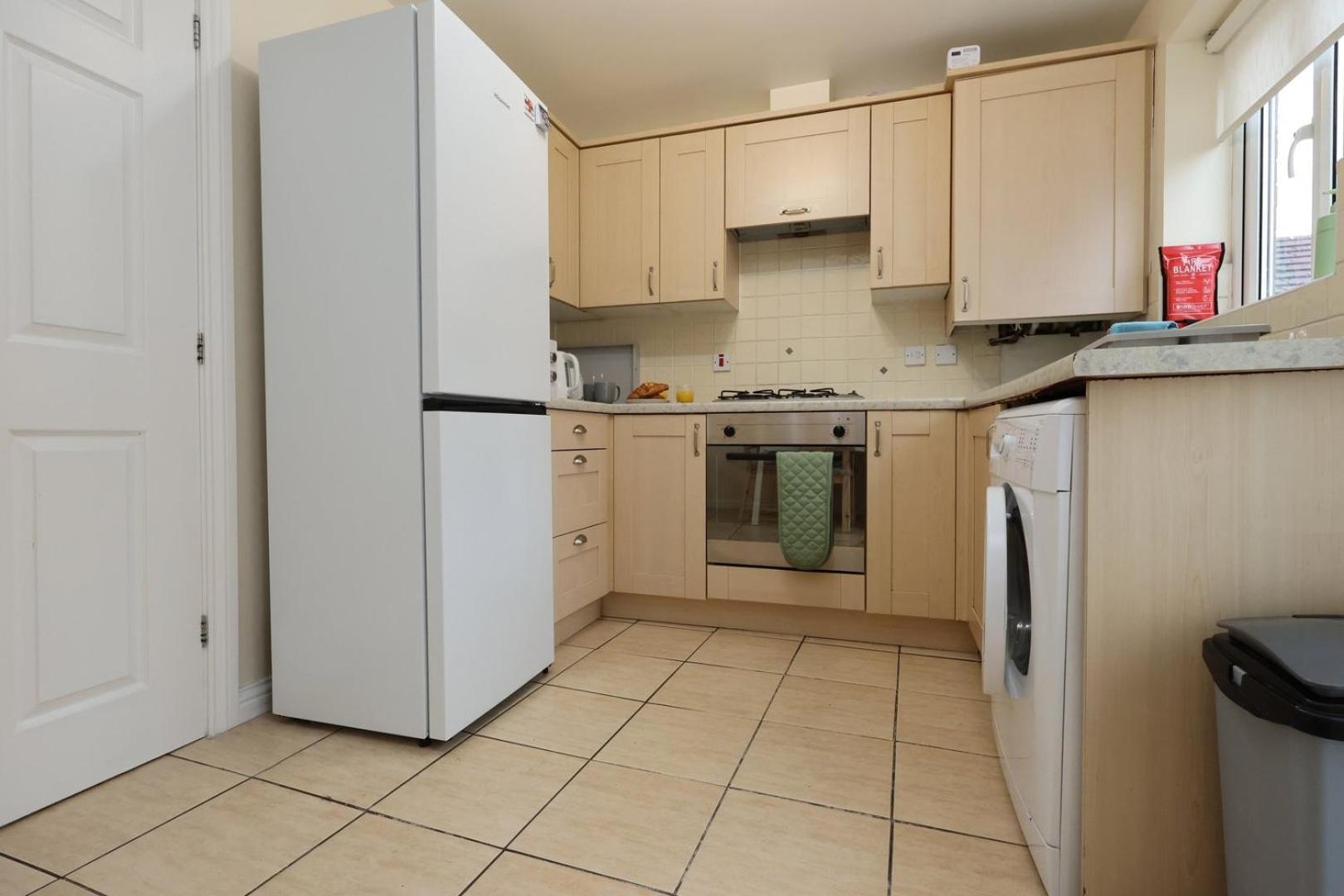 Relaxing 2-Bed Coastal Escape In Port Talbot Exterior foto